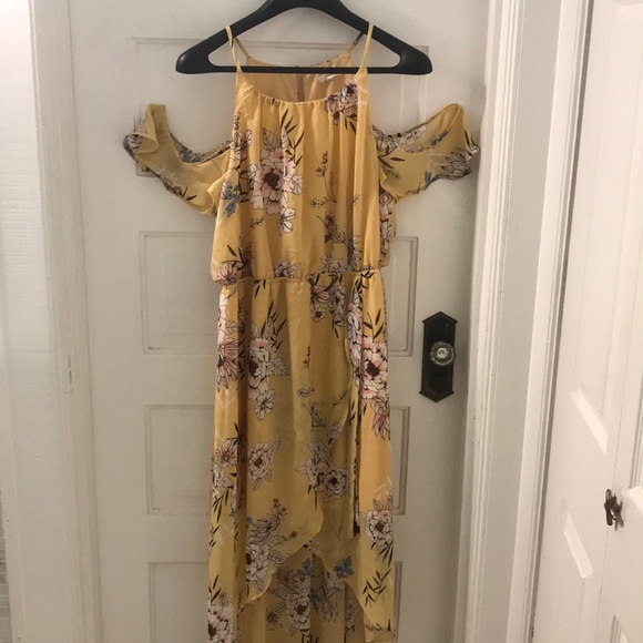 BEAUTIFUL YELLOW DRESS - Picture 1 of 4